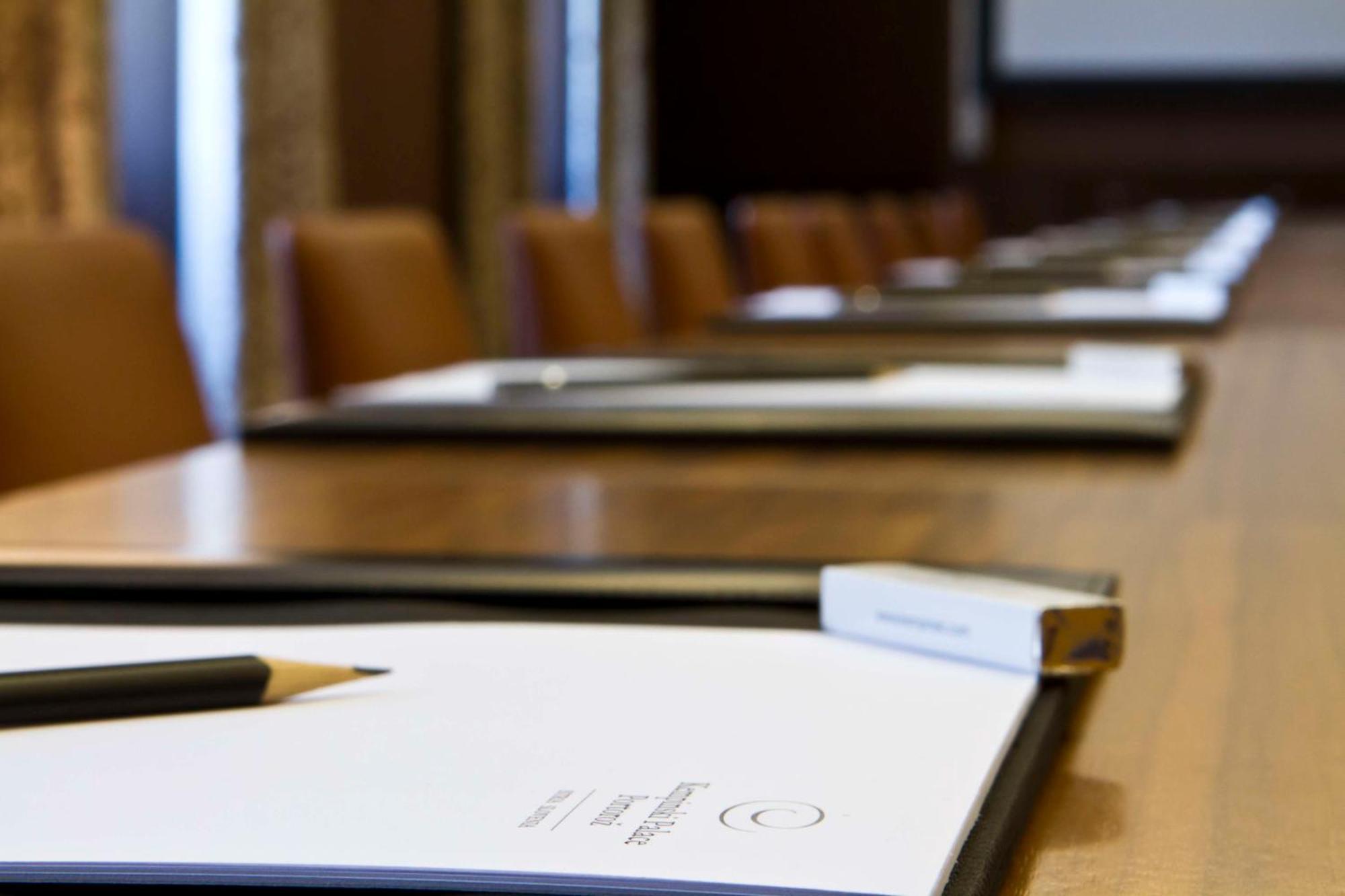 Hotel Kempinski Palace Πορτορόζ Εξωτερικό φωτογραφία A meeting room at the European University Barcelona